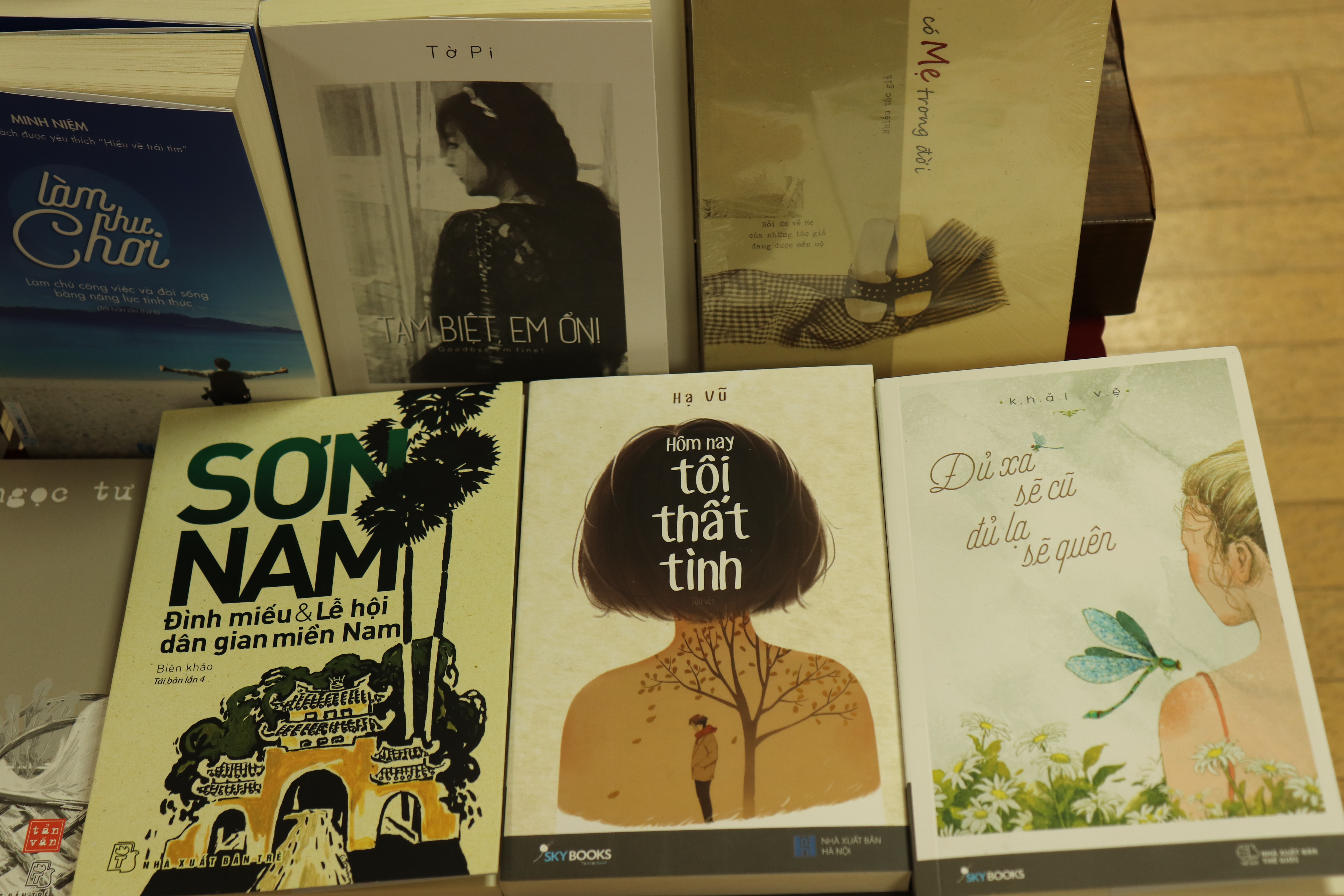 Sách tiếng Việt bán tại Nhật